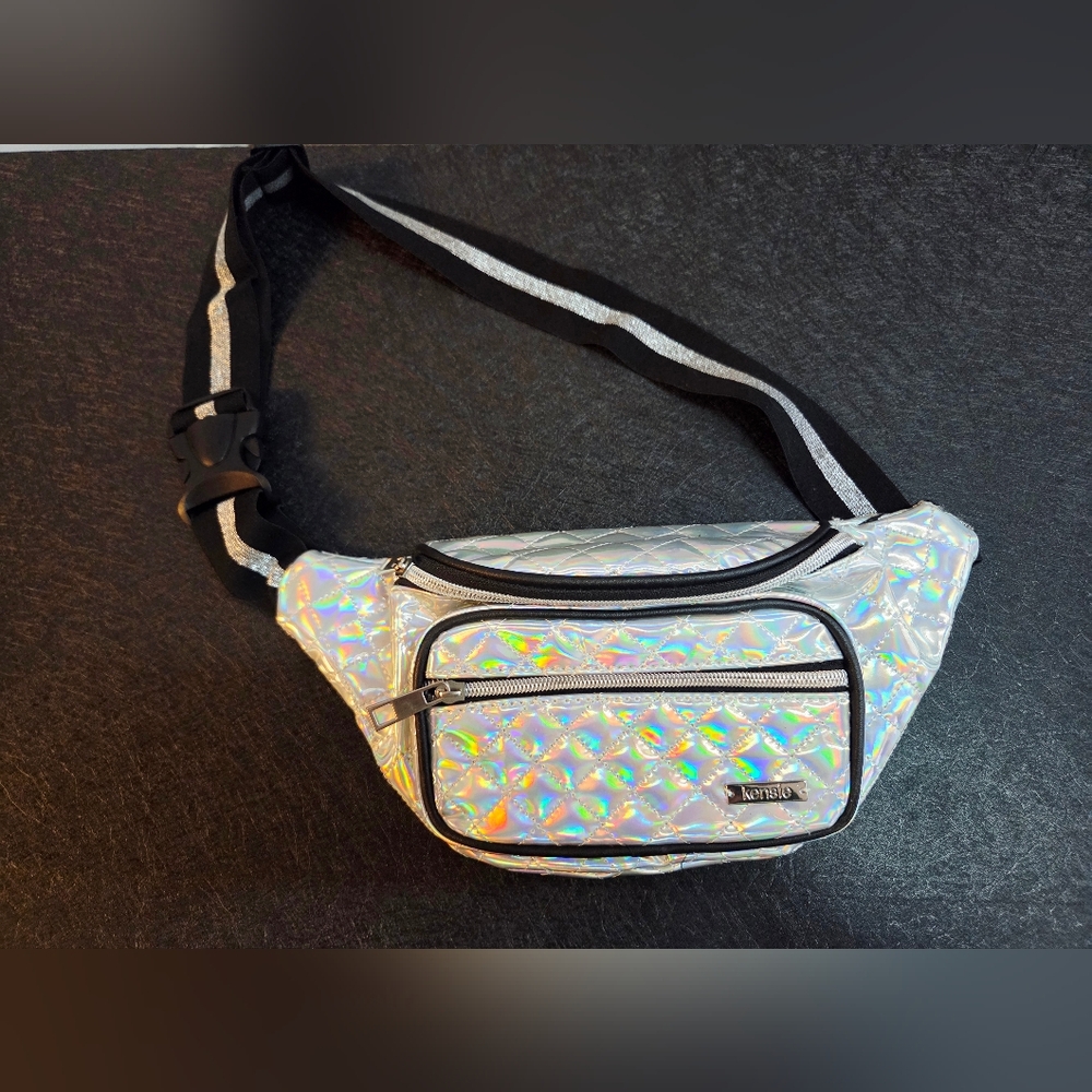 Kensie brand travel bag or fanny pack